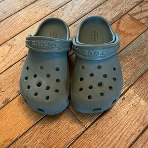 Crocs. Toddler 9.